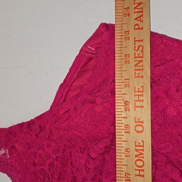 Torrid Lace Print Smocked Crop Top Pink Peacock Womens Size 4x NWT - Picture 10 of 12